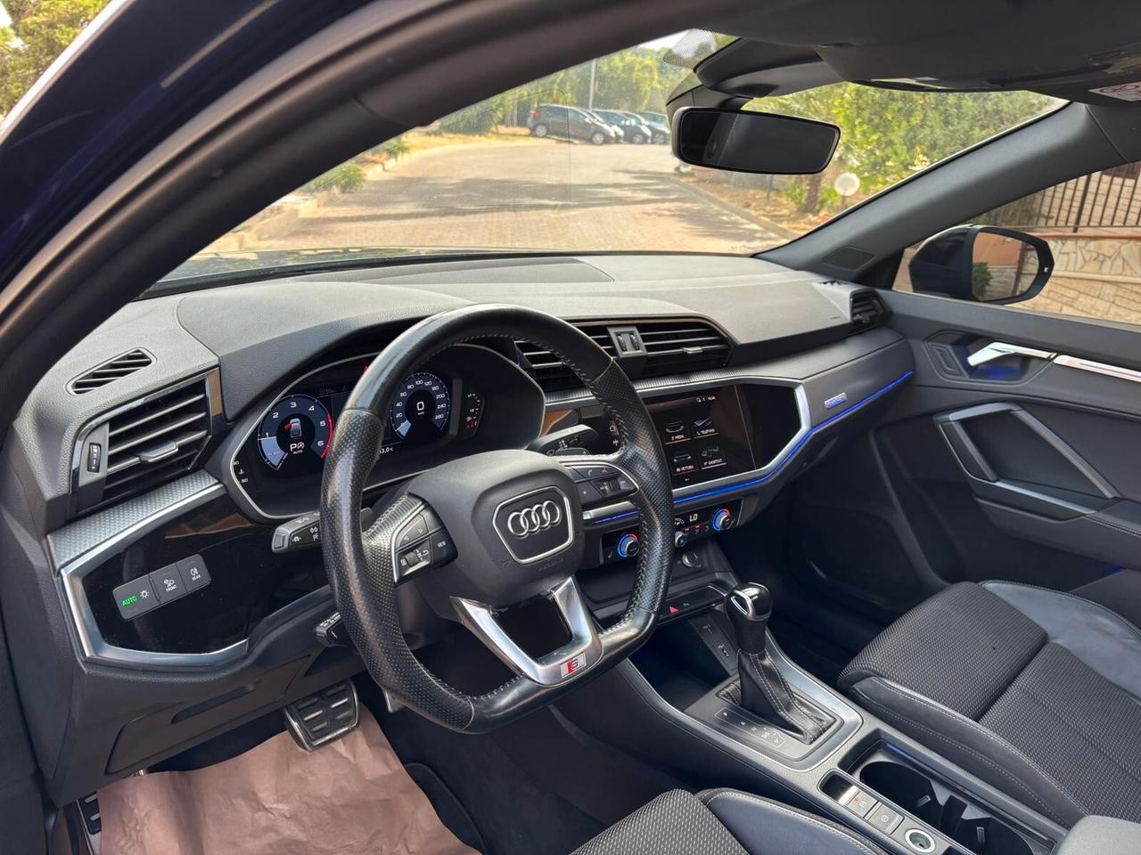 Audi Q3 35 TDI S tronic line edition