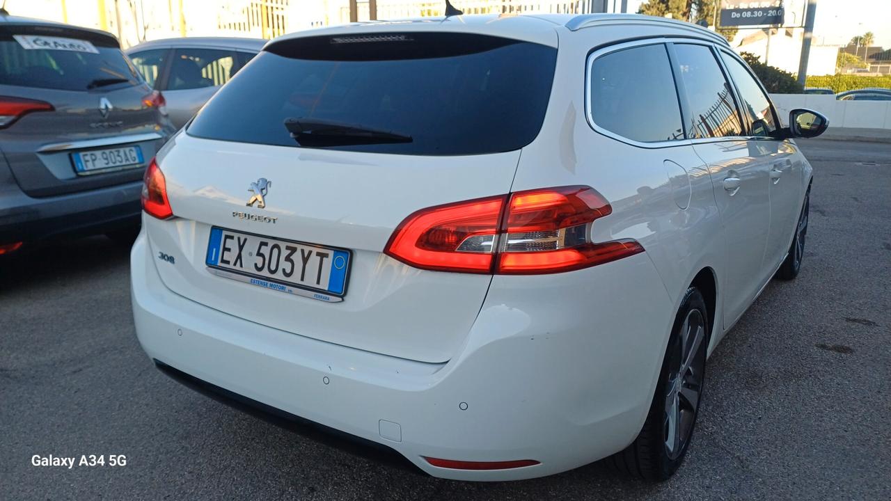 Peugeot 308 1.6 e-HDi 115 CV Stop&Start Allure
