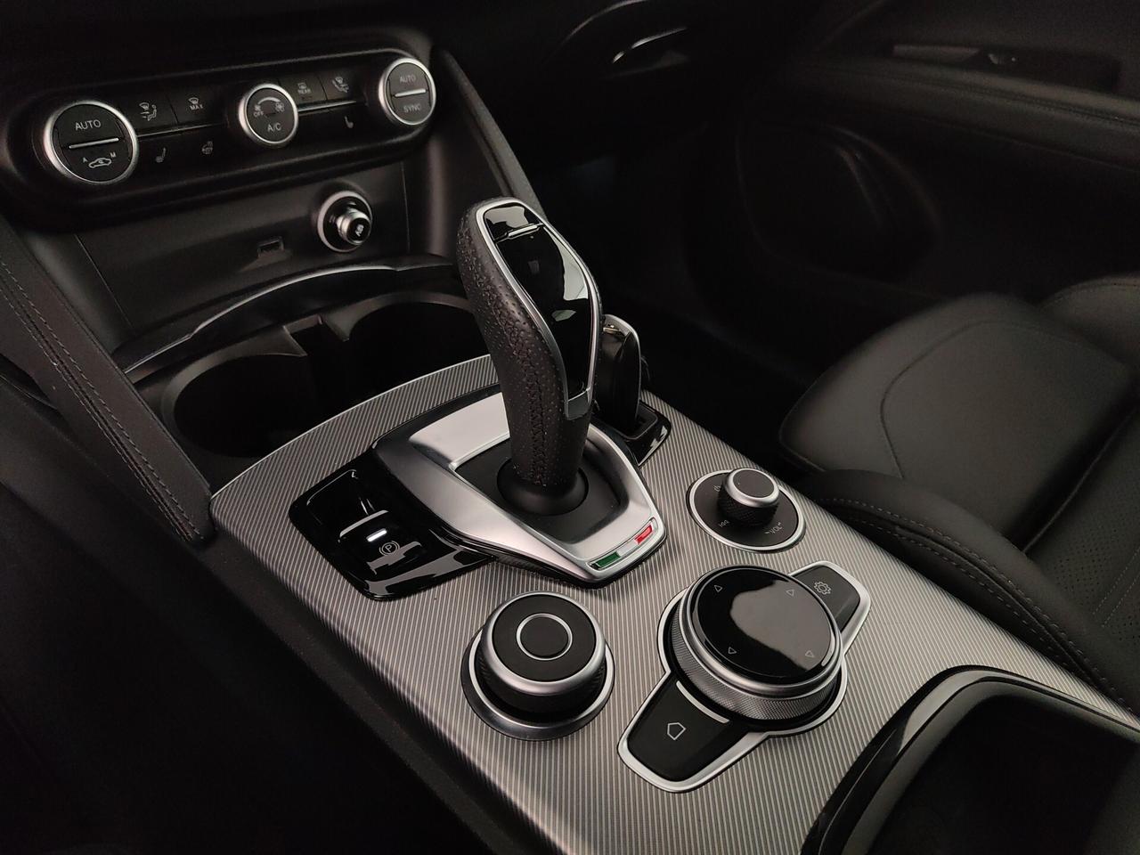 Alfa Romeo Stelvio 2.2 Turbodiesel 210 CV AT8 Q4 Veloce
