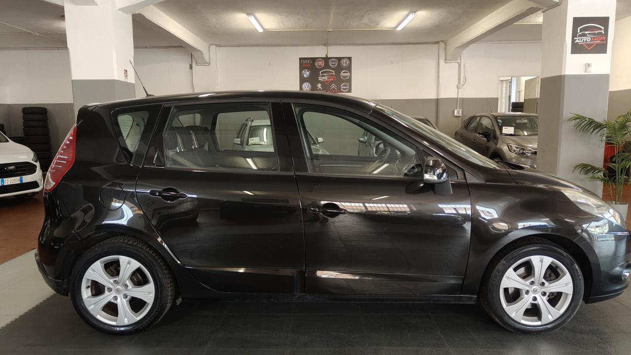 Renault Scenic Scénic X-Mod 1.5 dCi 110CV Luxe