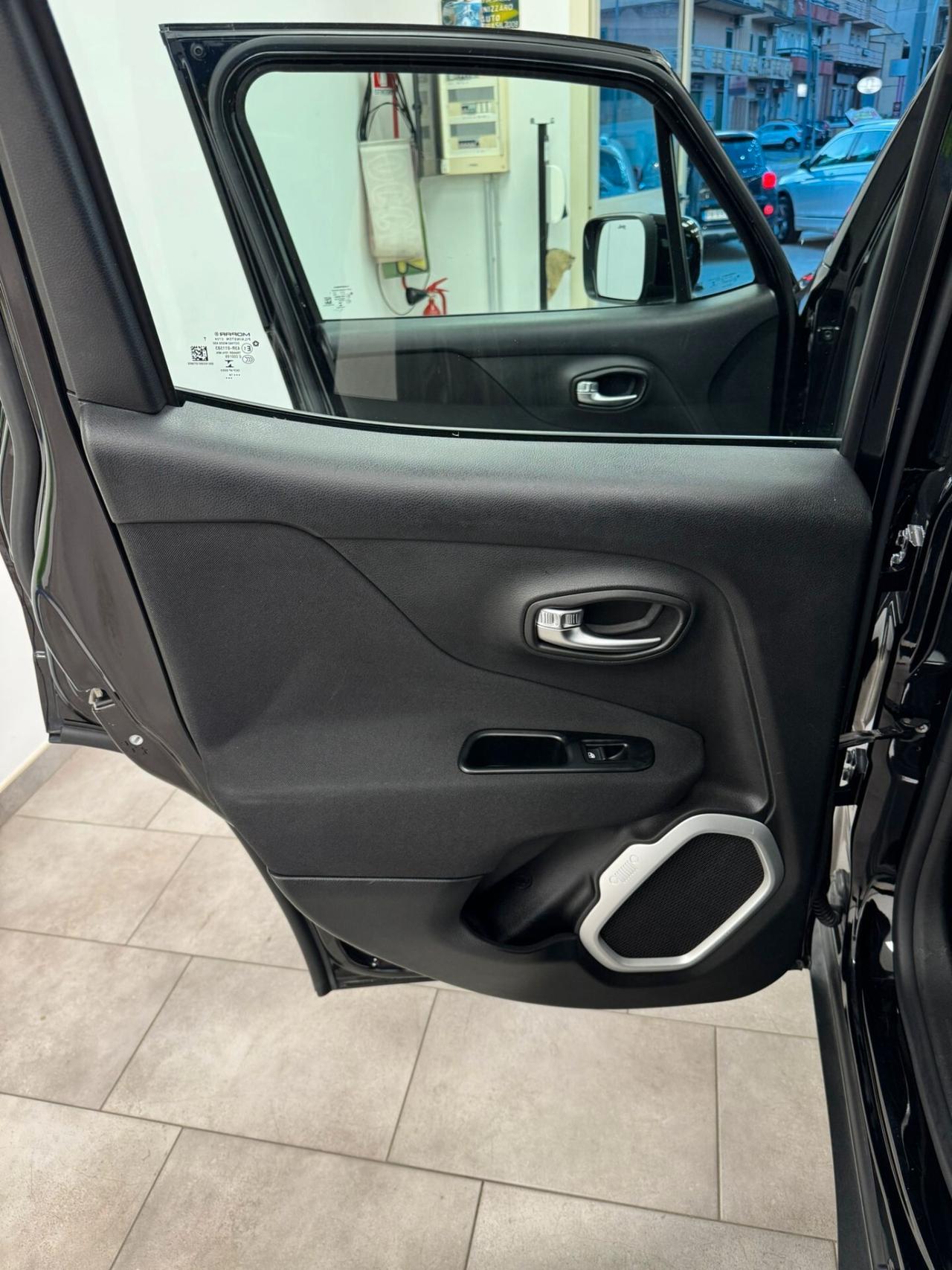 Jeep Renegade 1.6 Mjt 120 CV Longitude