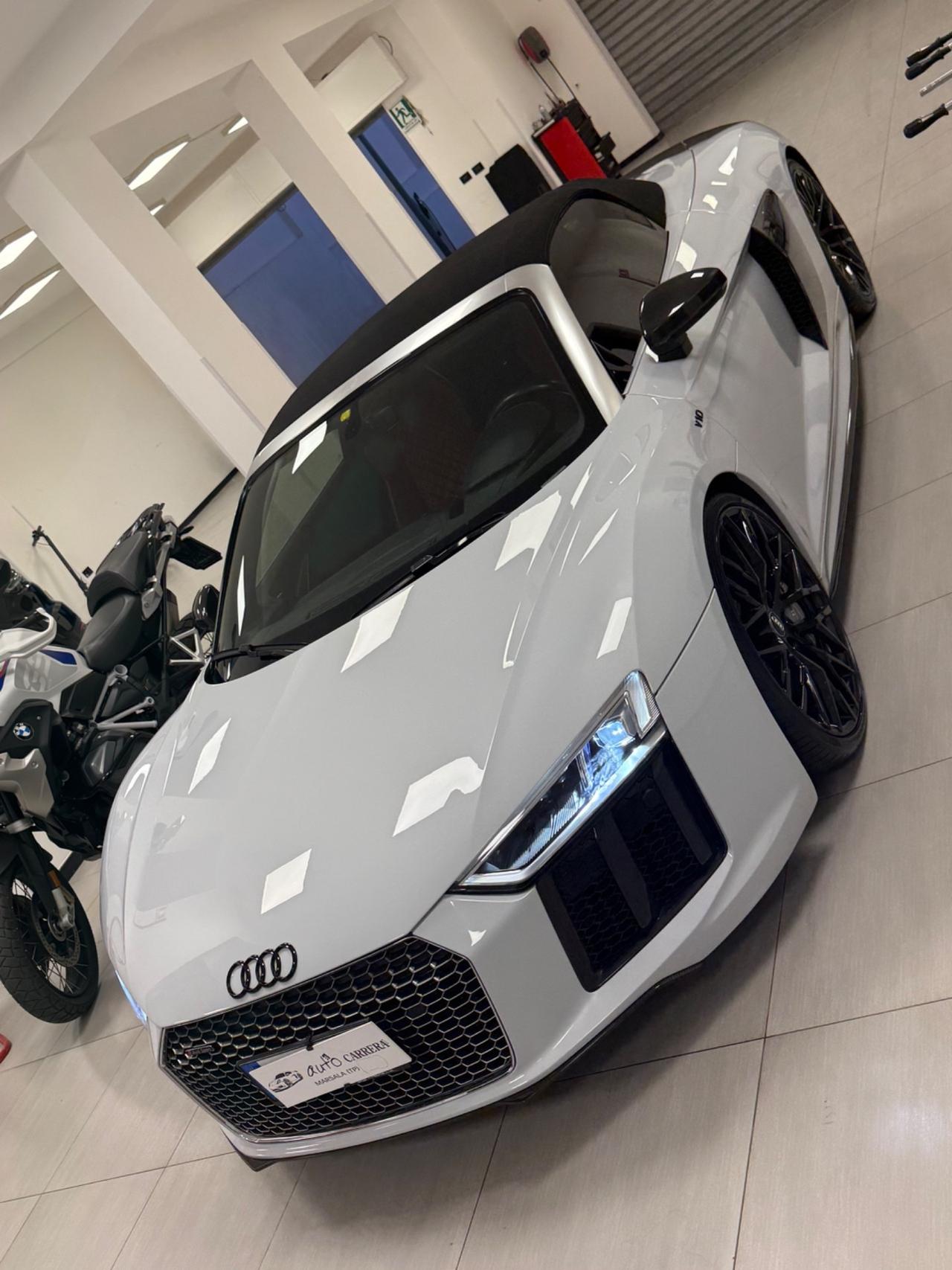 Audi R8 Coupé 5.2 FSI quattro S tronic plus