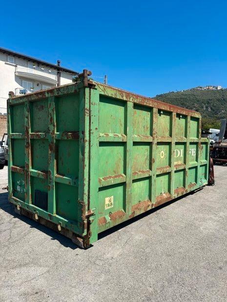 Cassone scarrabile con caricatore metri 6.80