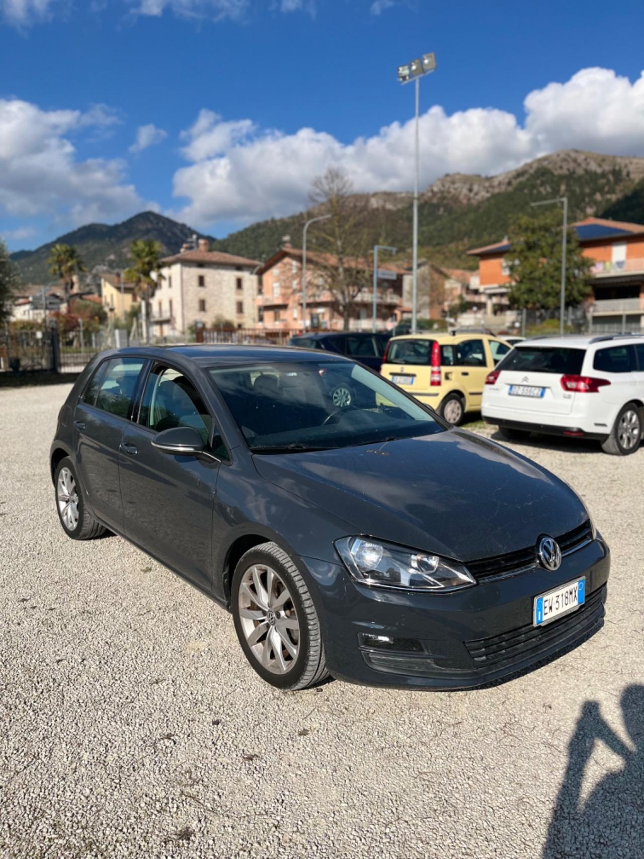 Volkswagen Golf 7 1.6 TDI DSG PERFETTA NEOPATENTATI