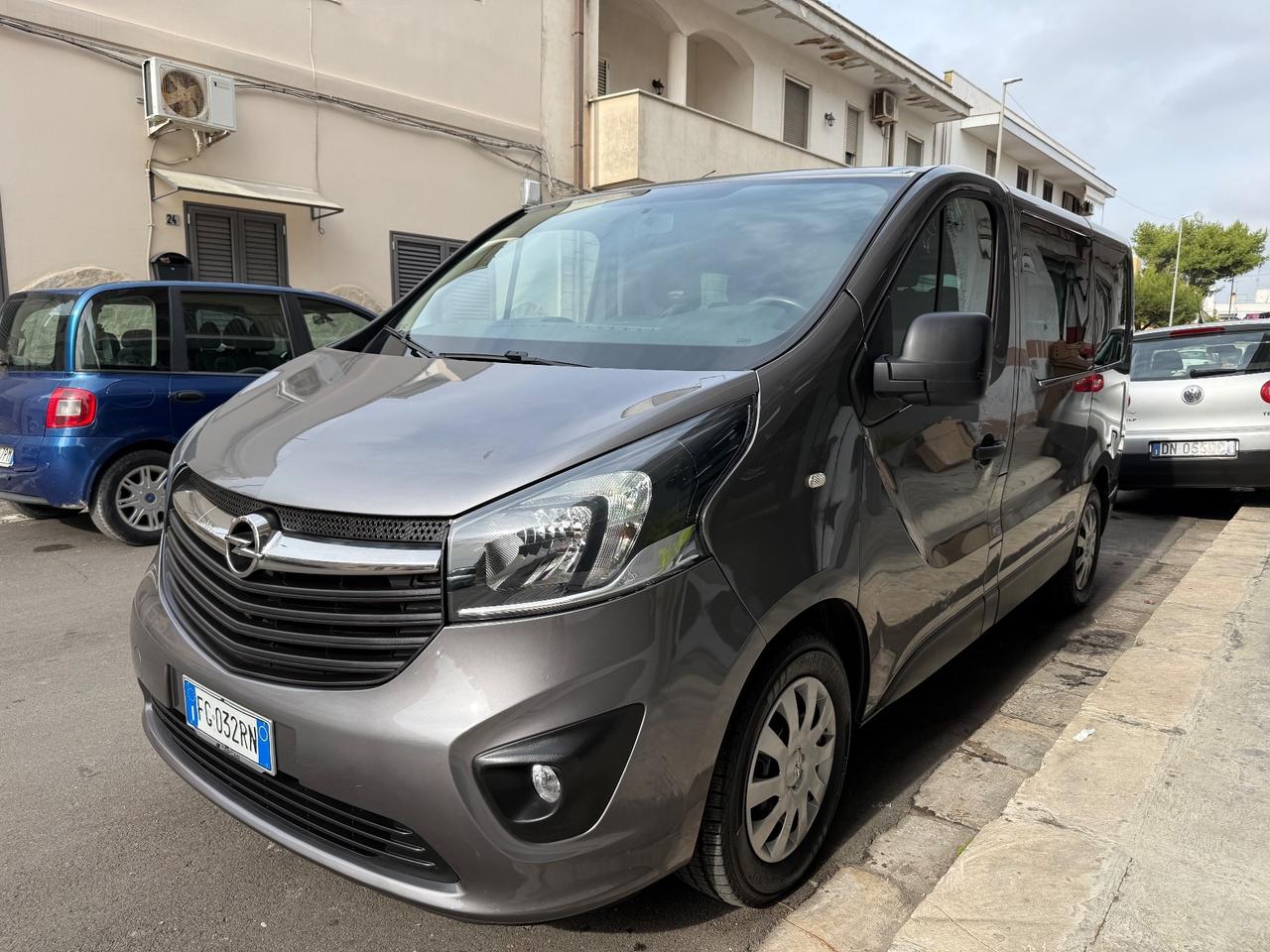 Opel Vivaro 1.6DCTI 125cv 9 Posti