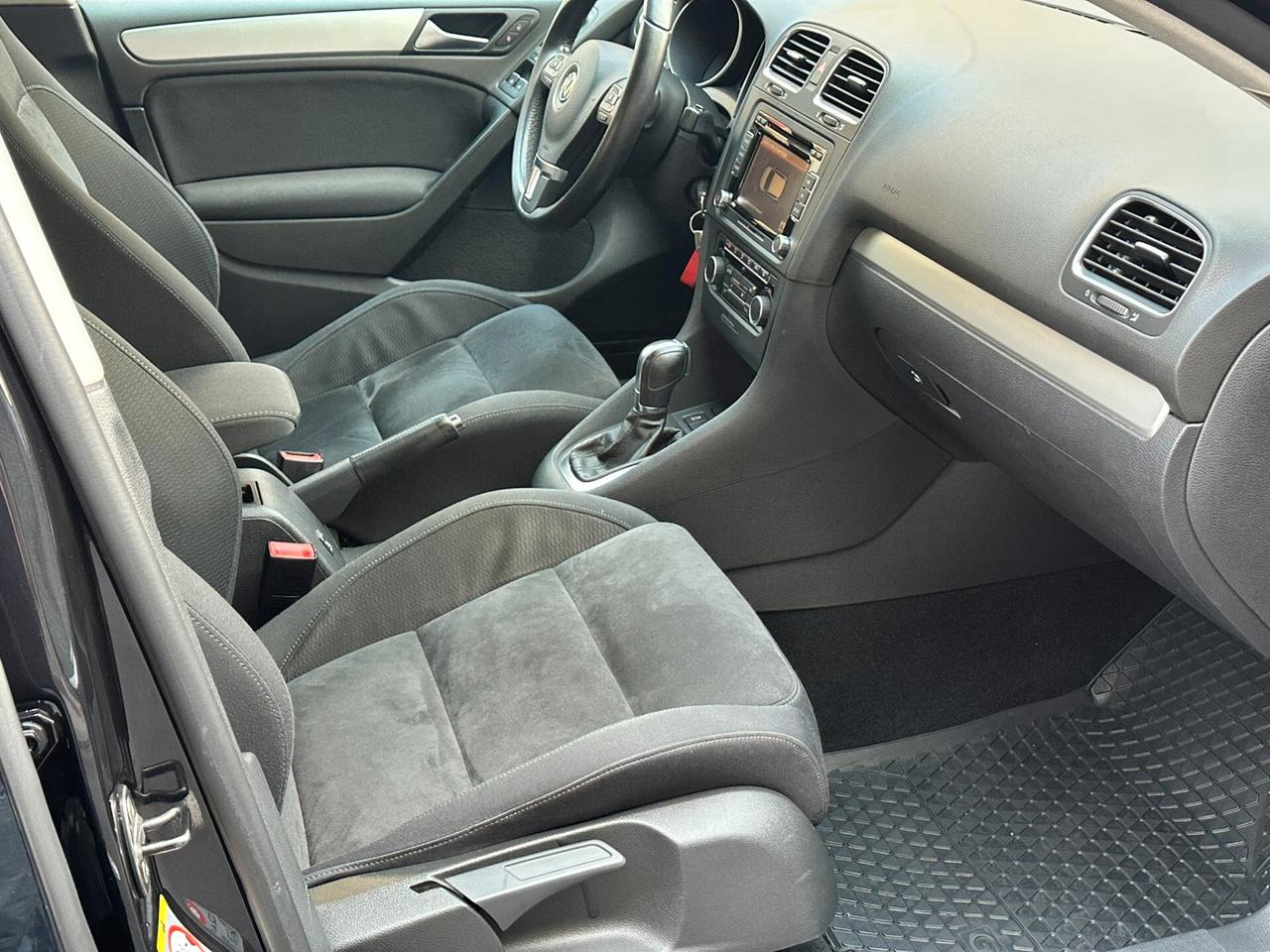 Volkswagen Golf 1.6 TDI DSG Highline