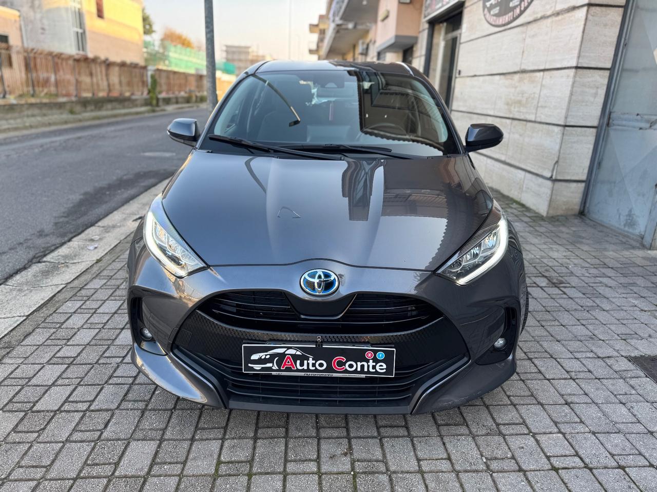 Toyota Yaris 1.5 Hybrid 5 porte Lounge