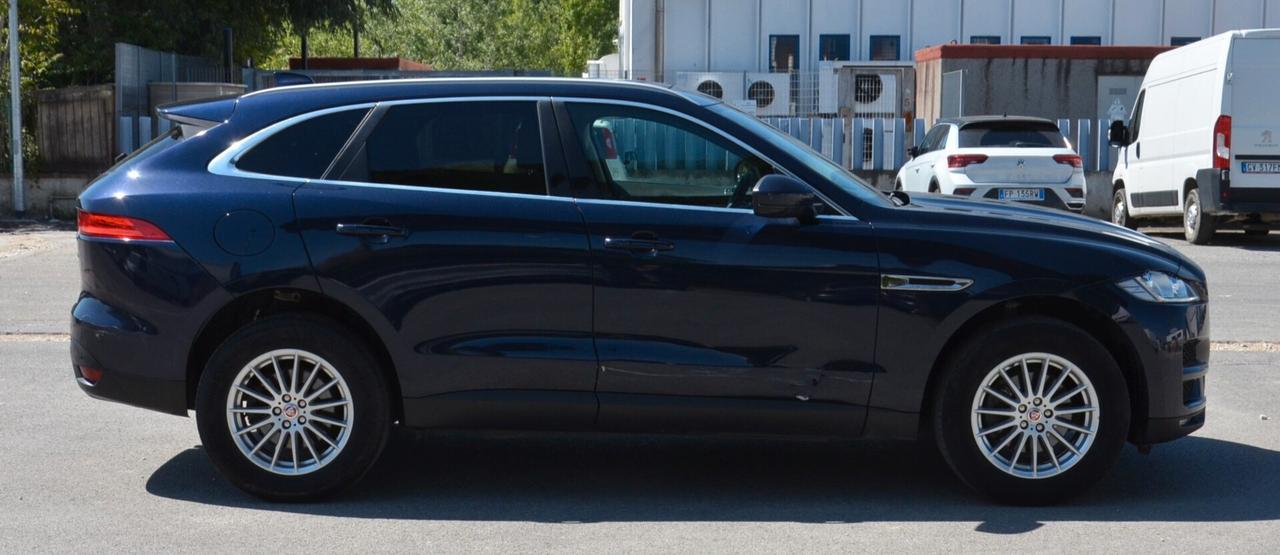 Jaguar F-Pace 2.0 D 180 CV AWD Prestige