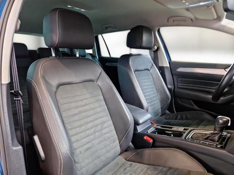 VOLKSWAGEN PASSAT VARIANT 2.0 TDI SCR EVO 110 KW EXECUTIVE DSG STATION WAGON