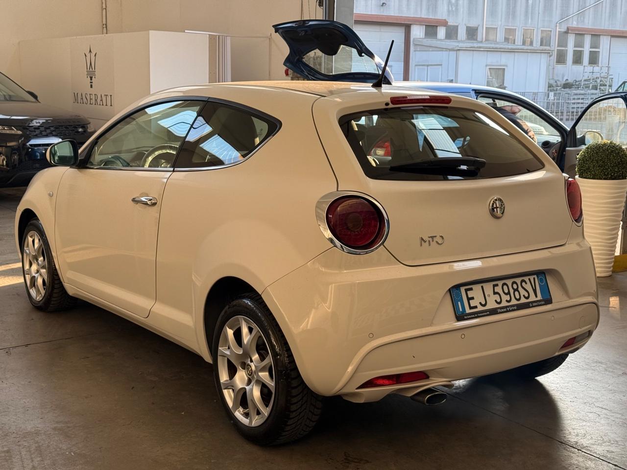 Alfa Romeo MiTo 1.3 JTDm-2 95 CV S&S Distinctive