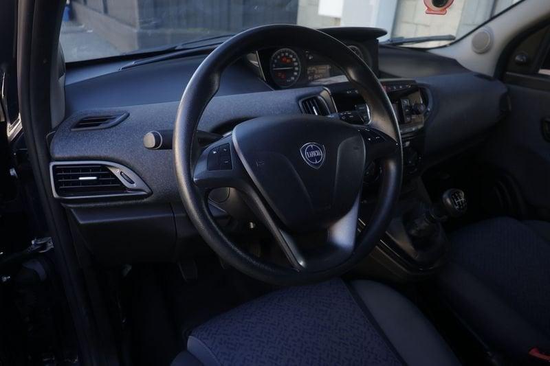 Lancia Ypsilon Lancia Ypsilon 1.0 firefly hybrid Gold s&s 70cv ANNO 2021