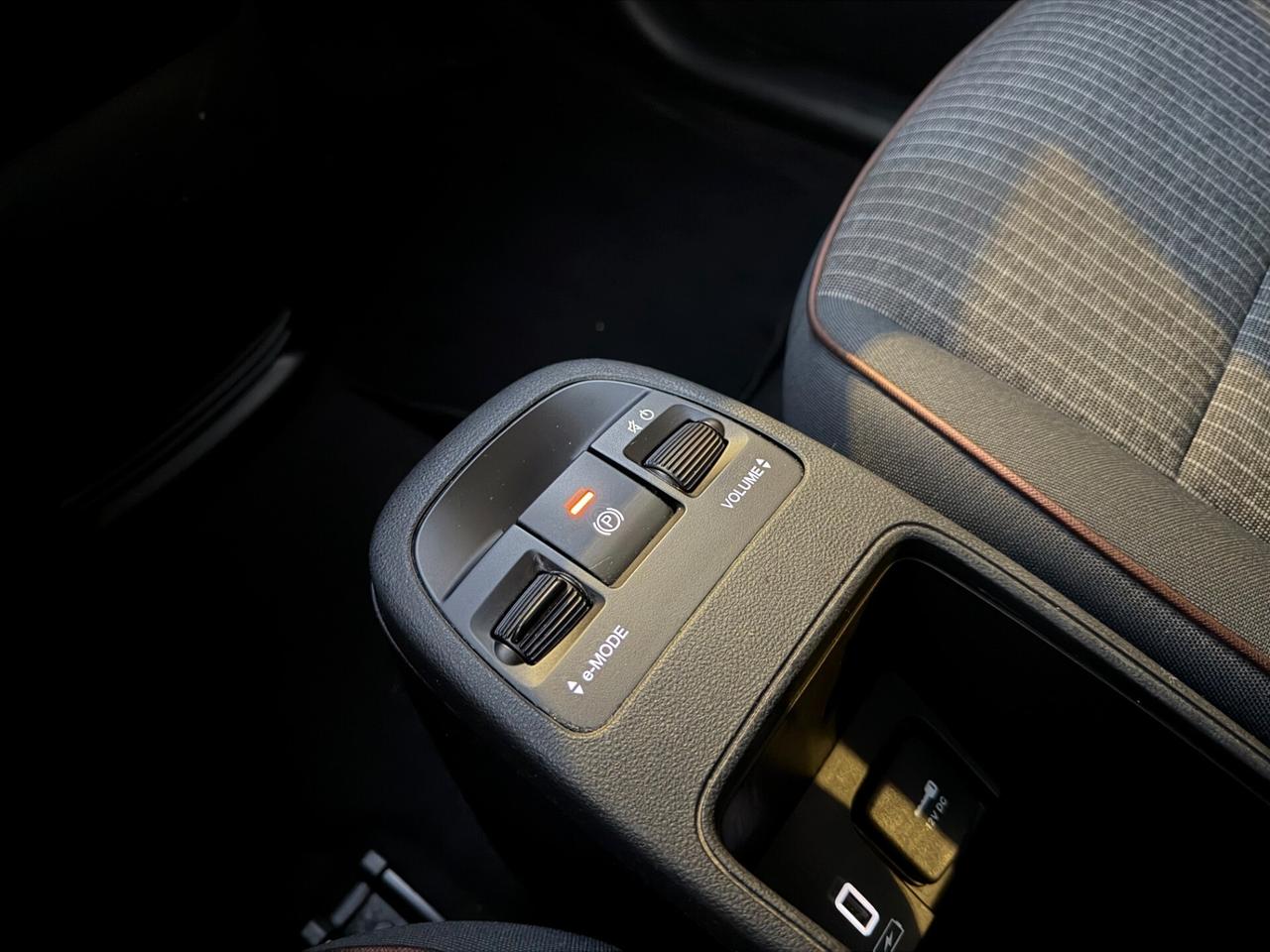 Fiat 500E/42 kWh/CAR PLAY/SOLO 33000 KM