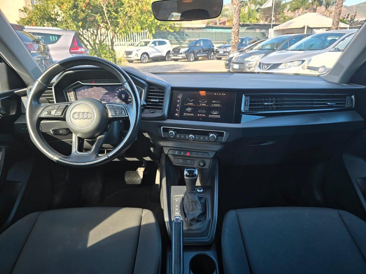 AUDI A1 SPORTBACK 1.0 95CV AUTOMATICA