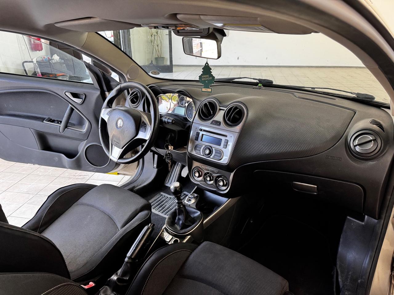 Alfa Romeo MiTo 1.4 78 CV Distinctive Sport Pack