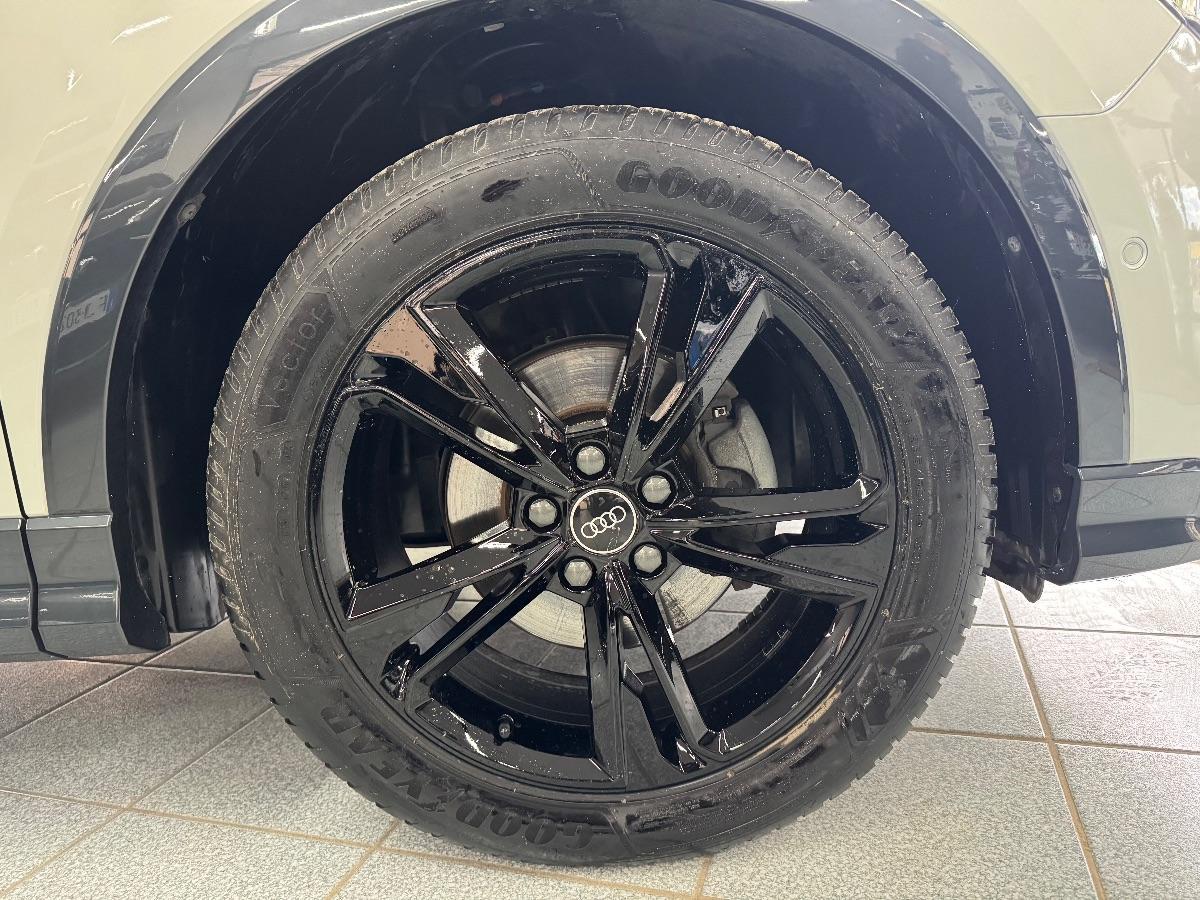 AUDI Q3 Sportback 35 TDI S tronic S-Line TETTO/ UNICO PROP/ LUCI AMBIENT/ MATRIX