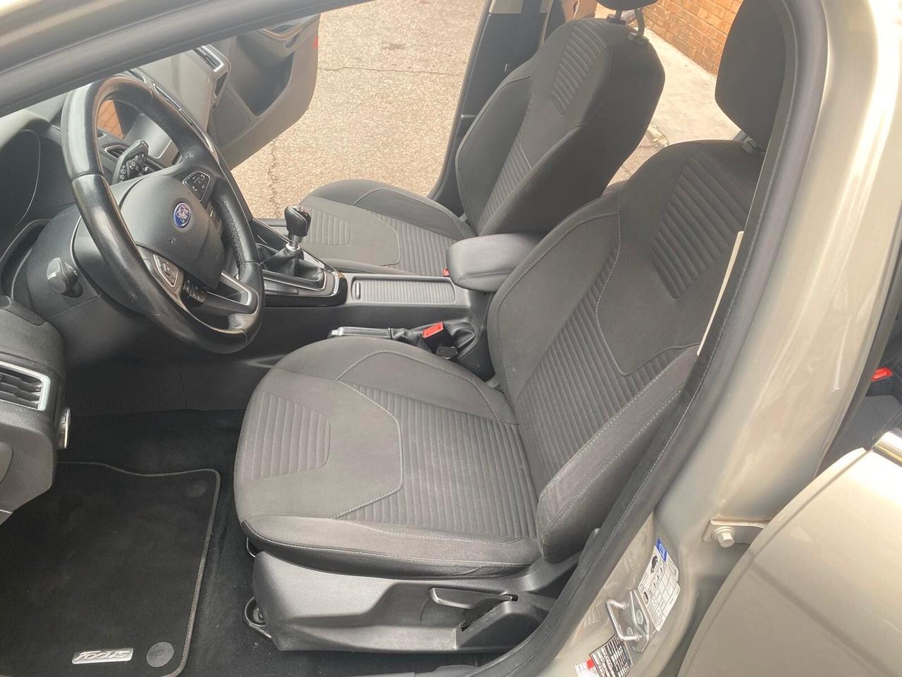 Ford Focus 1.5 TDCi 120 CV SW Titanium - UNICO PROP. - GARANZIA 12 MESI