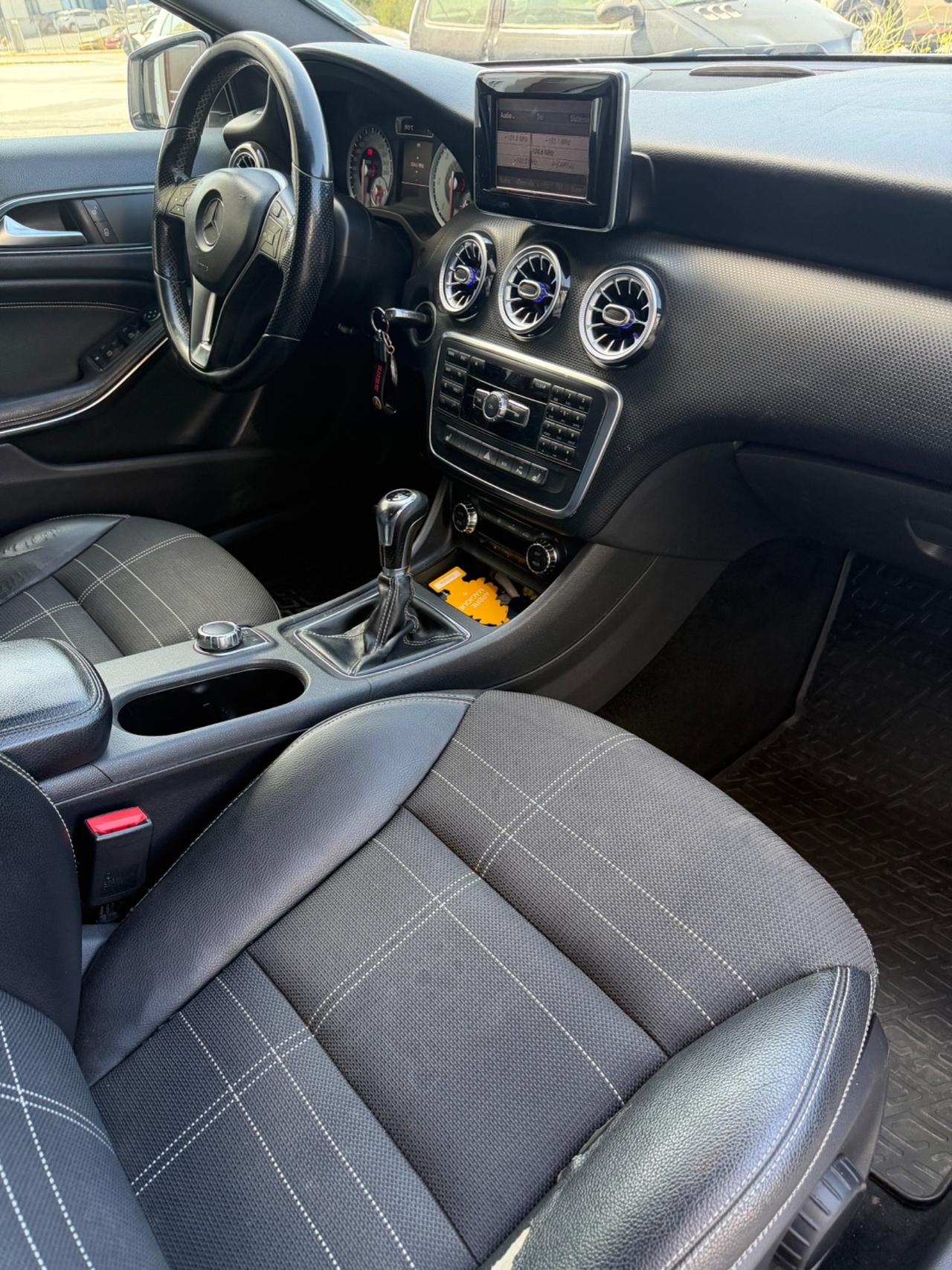 Mercedes-benz A 200 CDI Premium