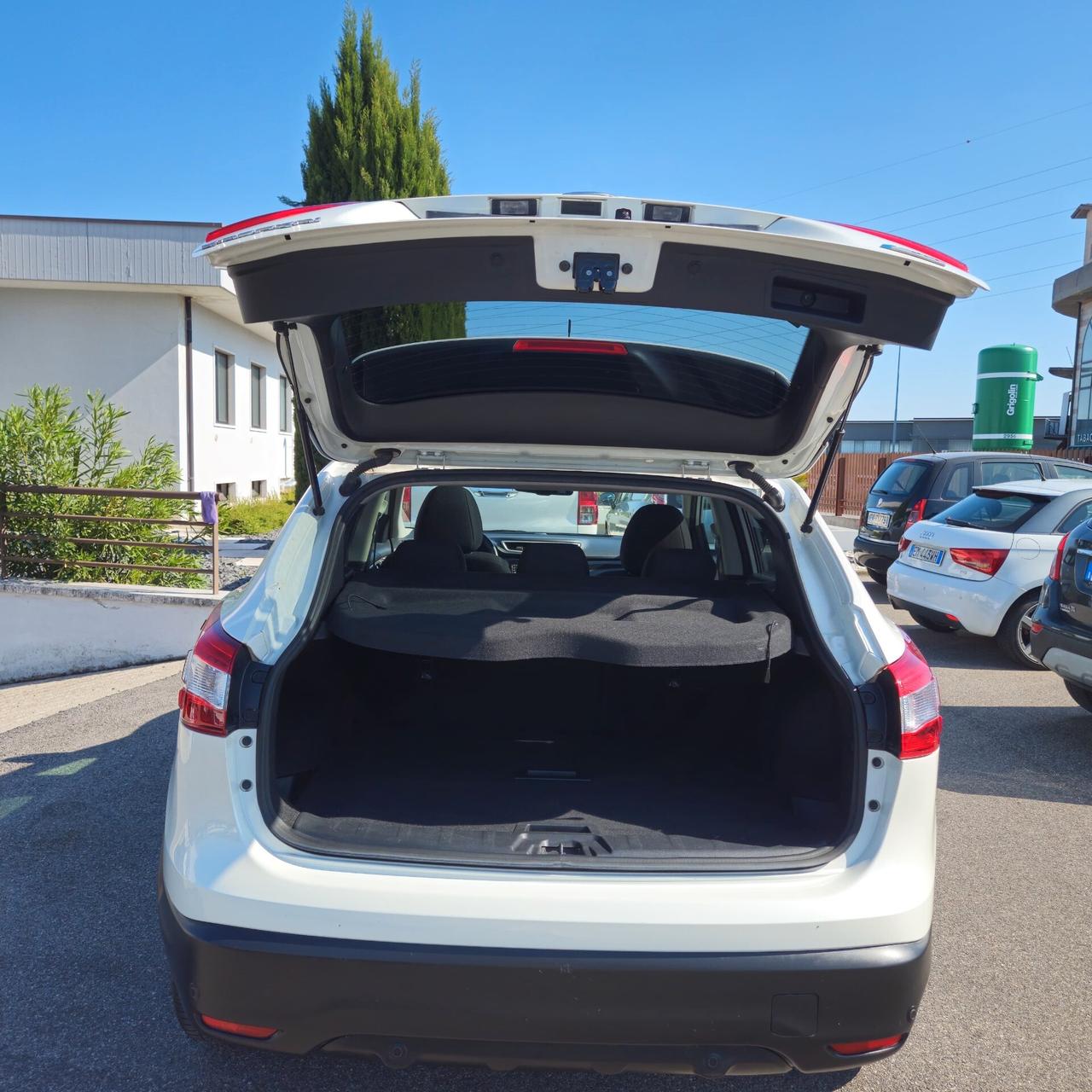 Nissan Qashqai Qashqai+2 1.5 dCi DPF Tekna