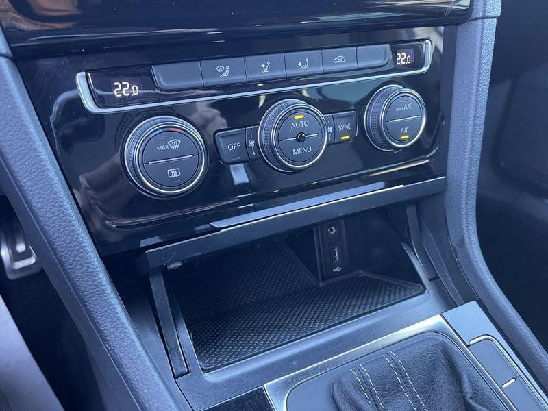 Volkswagen Golf 5p 1.6 tdi Sport Edition 110cv dsg