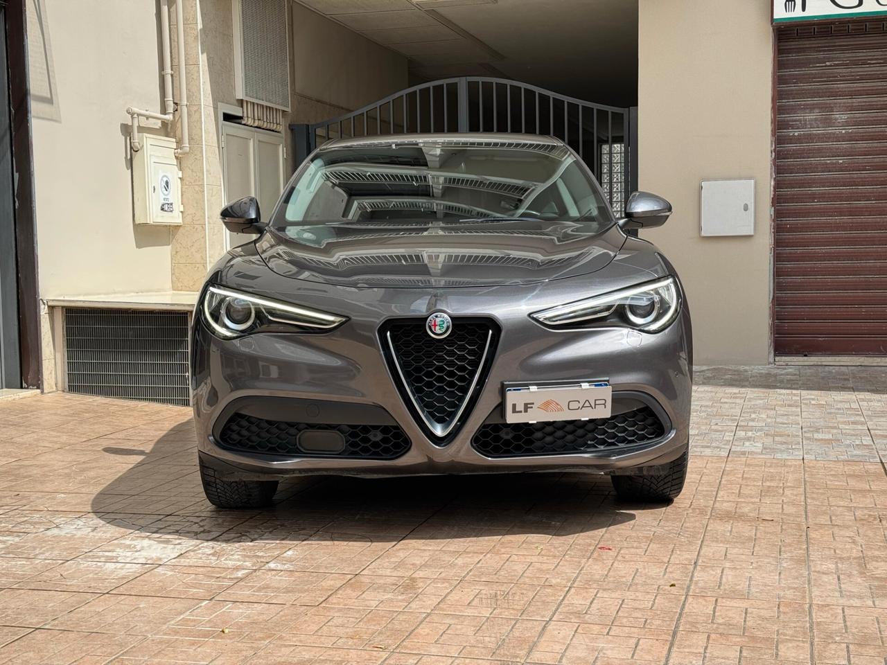 Alfa Romeo Stelvio 2.2 Turbodiesel 190 cv AT8 Q4 Executive