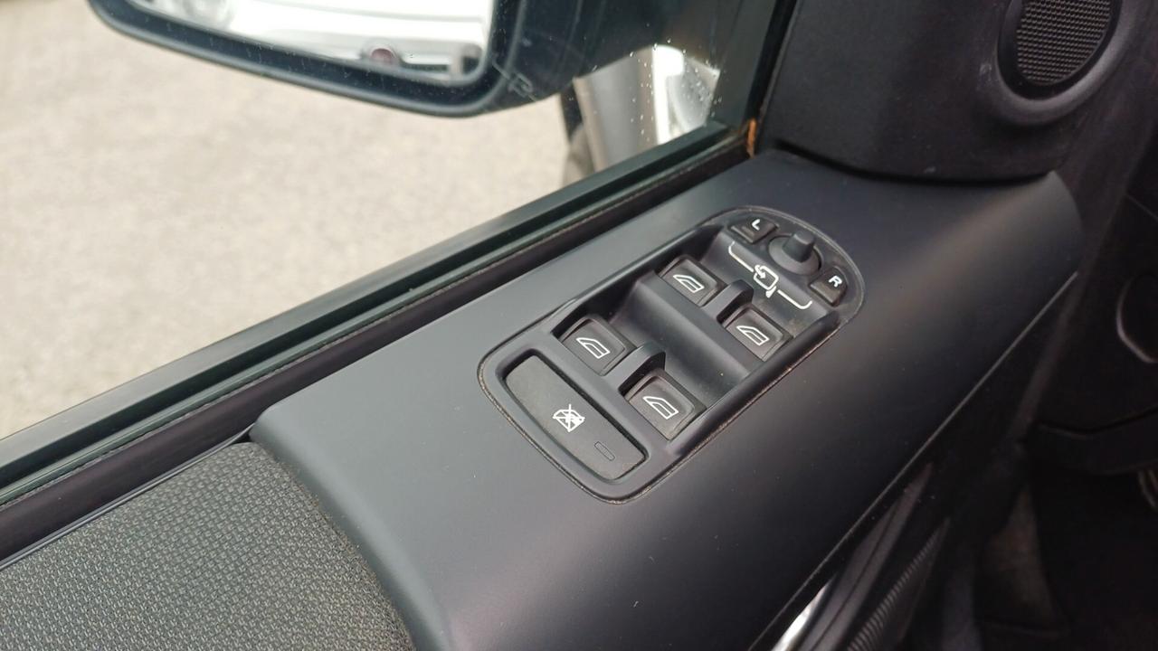 Land Rover Freelander 2.2 TD4 HSE SOLO 128000KM