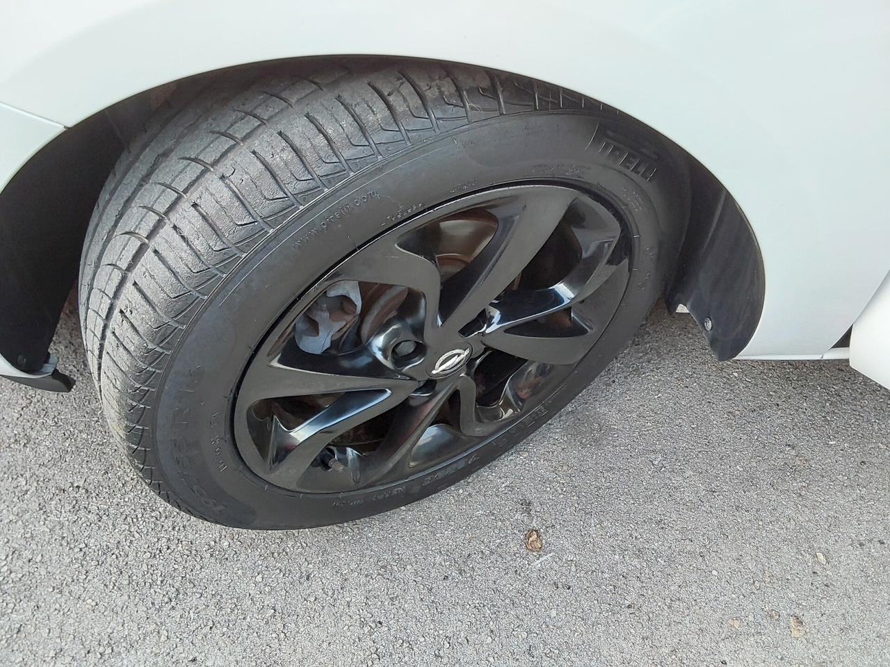 Opel Corsa 1.4 90CV GPL Di Serie Tech 5 porte b-Color