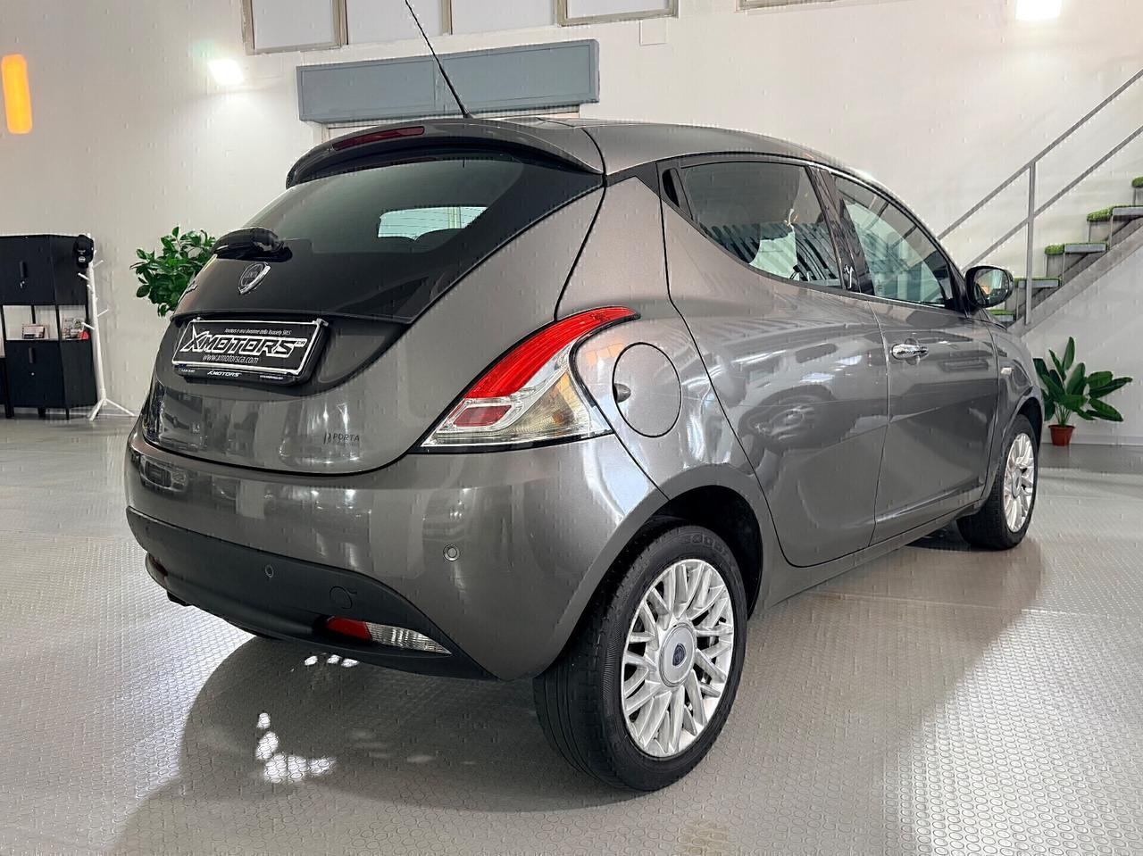 Lancia Ypsilon 1.2 69cv 5 porte
