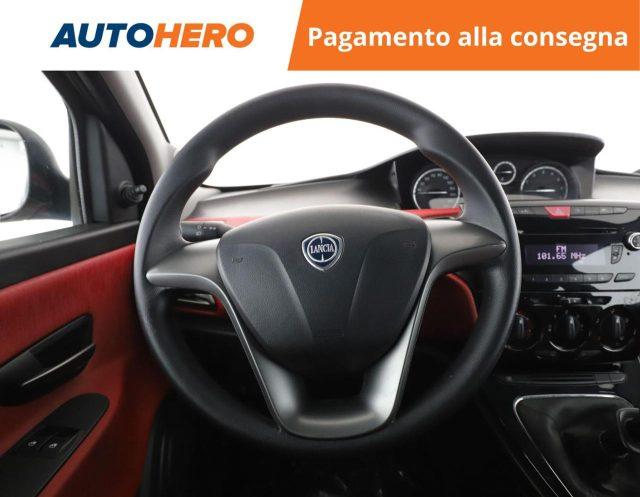 LANCIA Ypsilon 1.2 69 CV 5 porte Silver