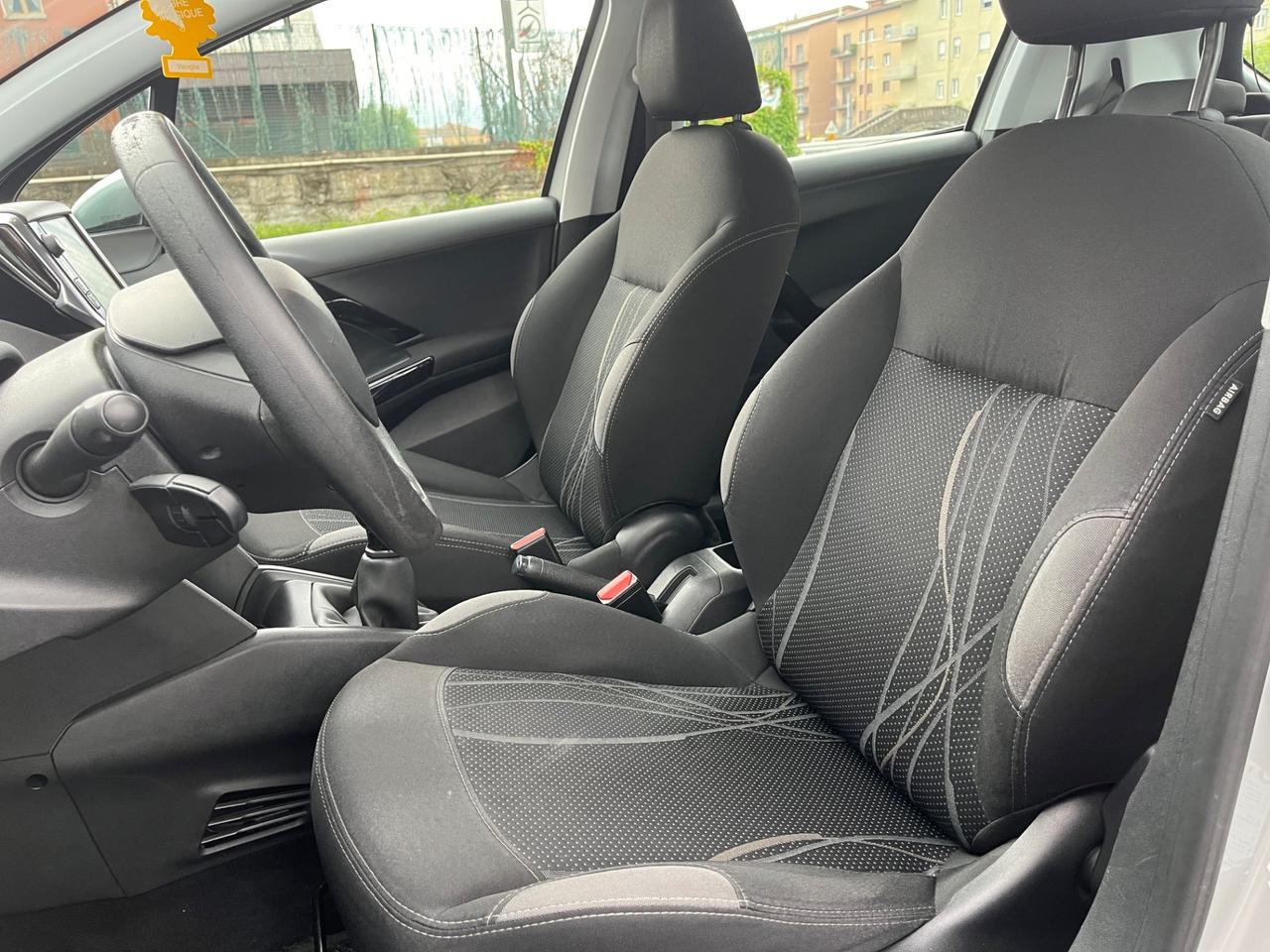 PEUGEOT 208 - BENZINA/GPL