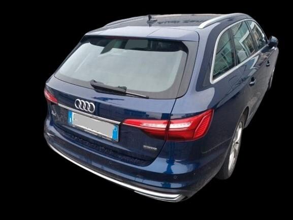 Audi A4 40 TDI quattro S tronic Business Advanced