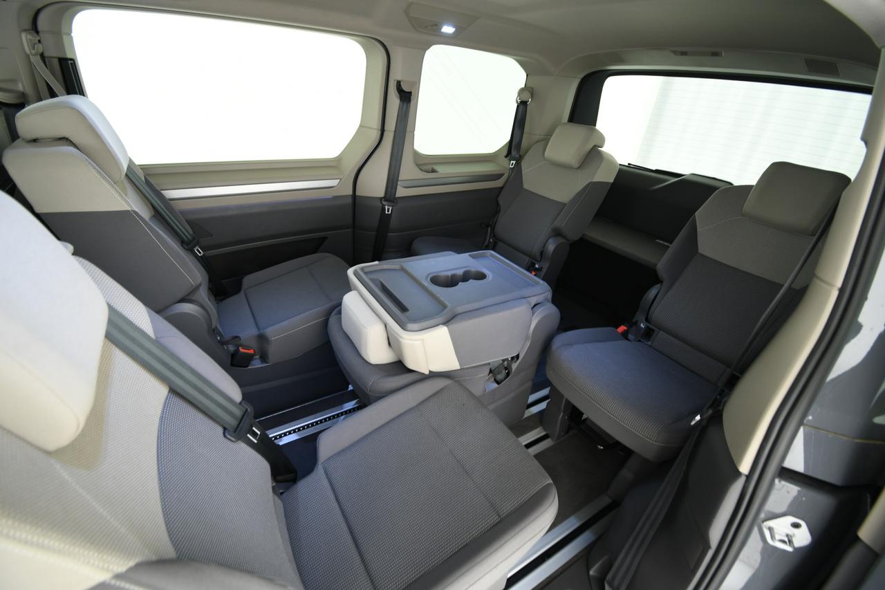 VOLKSWAGEN Multivan 2.0 tdi Space 150cv dsg 7 POSTI+ACC+GANCIO TRAINO+CAMERA- IVA COMPRESA
