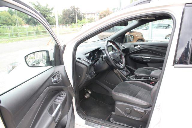 FORD Kuga 2.0 TDCI 180 CV S&S 4WD Powershift ST-Line