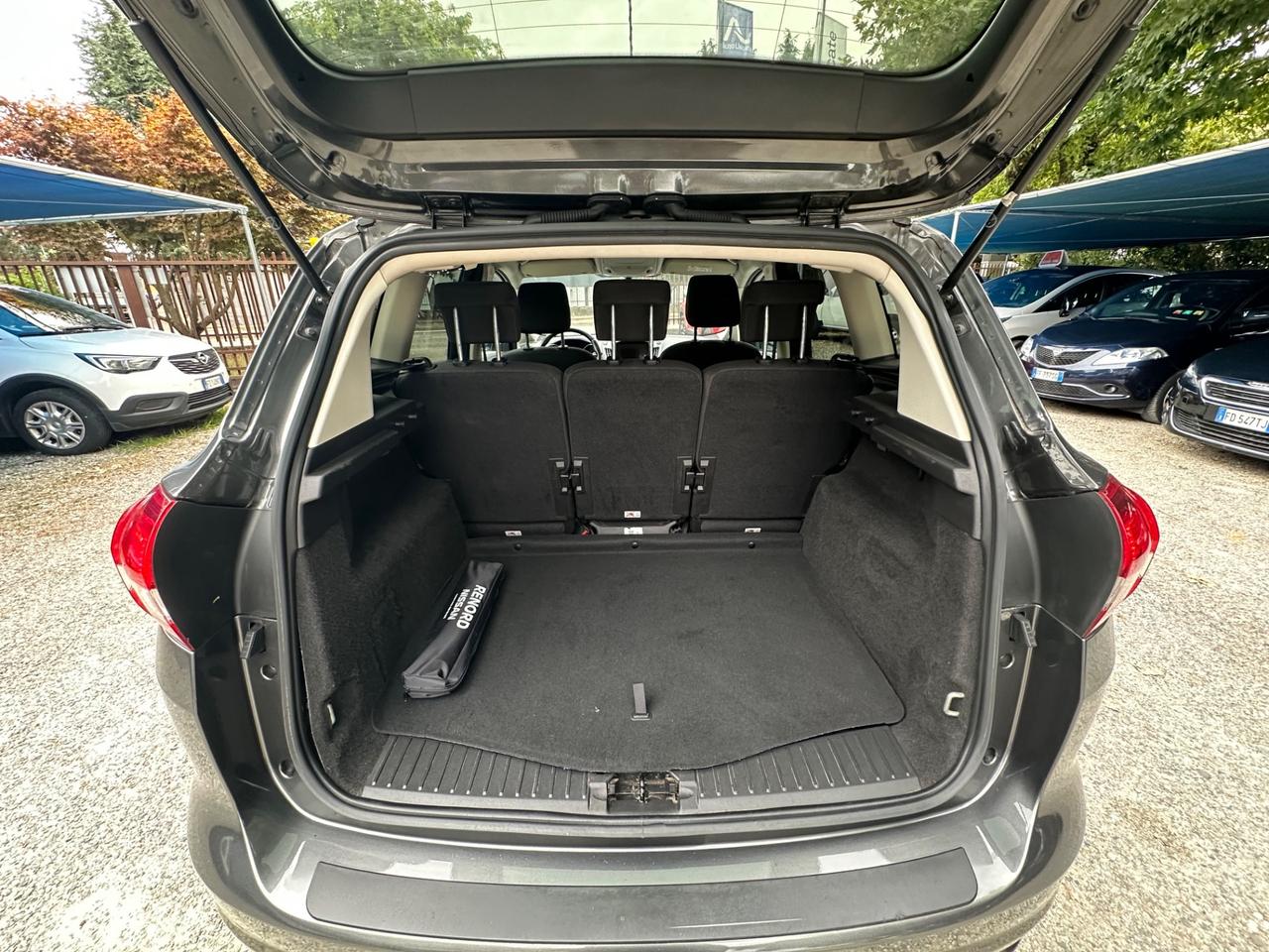 Ford C-Max 1.6 120CV GPL Titanium