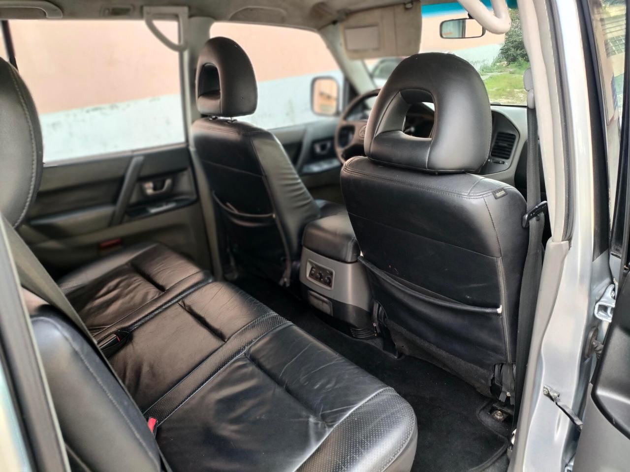 Mitsubishi Pajero 3.2 16V DI-D 7 posti e gancio