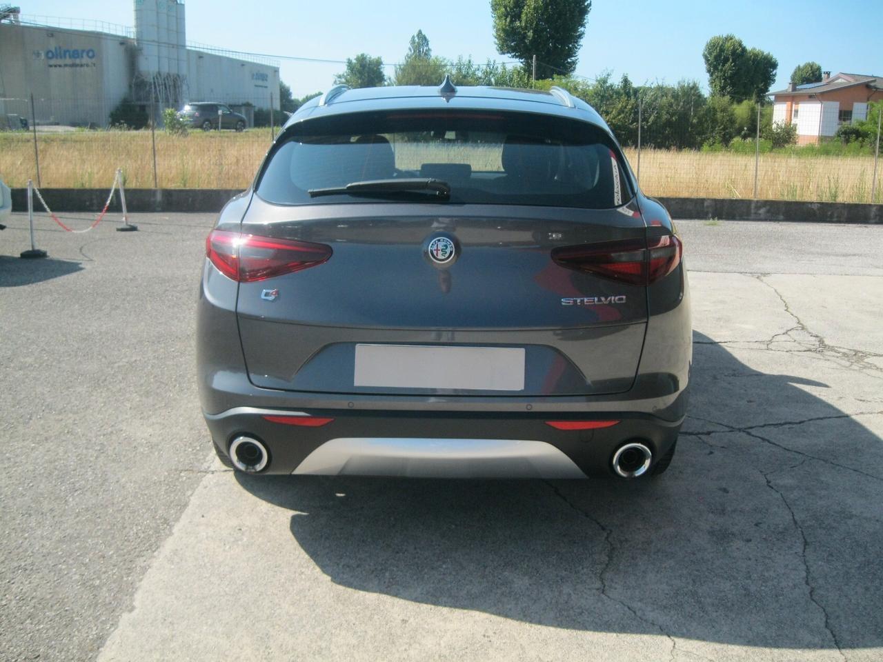 Alfa Romeo Stelvio 2.2 Turbodiesel 190 CV AT8 Q4 Business