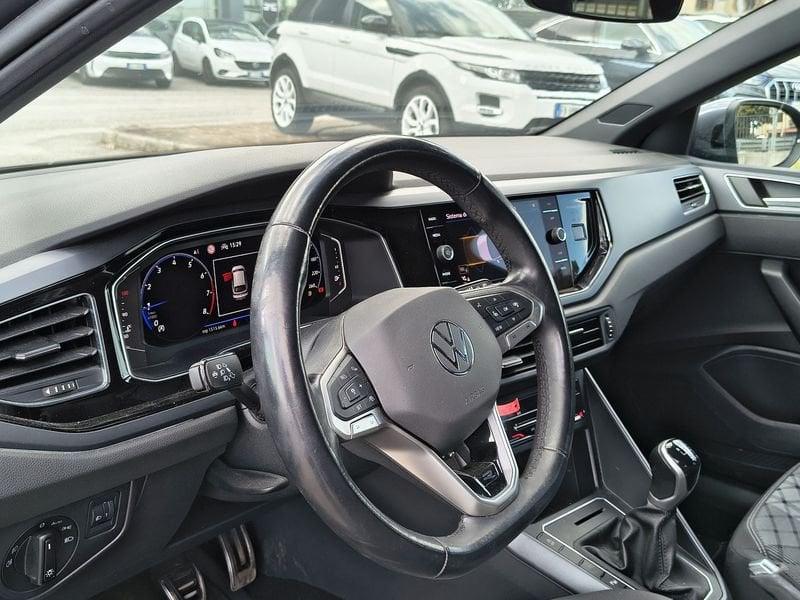 Volkswagen Taigo 1.0 TSI 110 CV R-Line NEOPATENTATI
