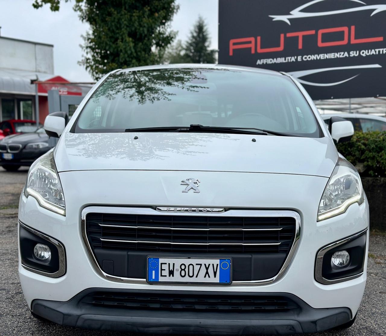 PEUGEOT 3008 1.6 HDi 115CV 2014