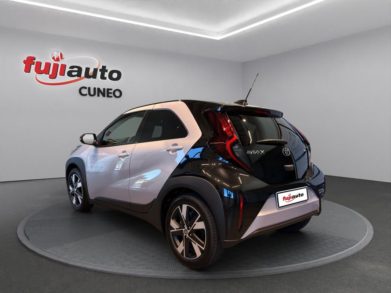 Toyota Aygo X 1.5 hybrid Icon e-cvt