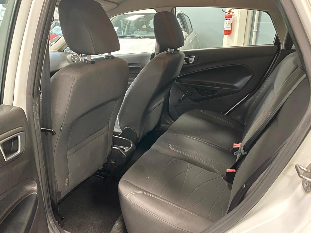 Ford Fiesta 1.2 60CV gpl 5 porte ok neopatentati