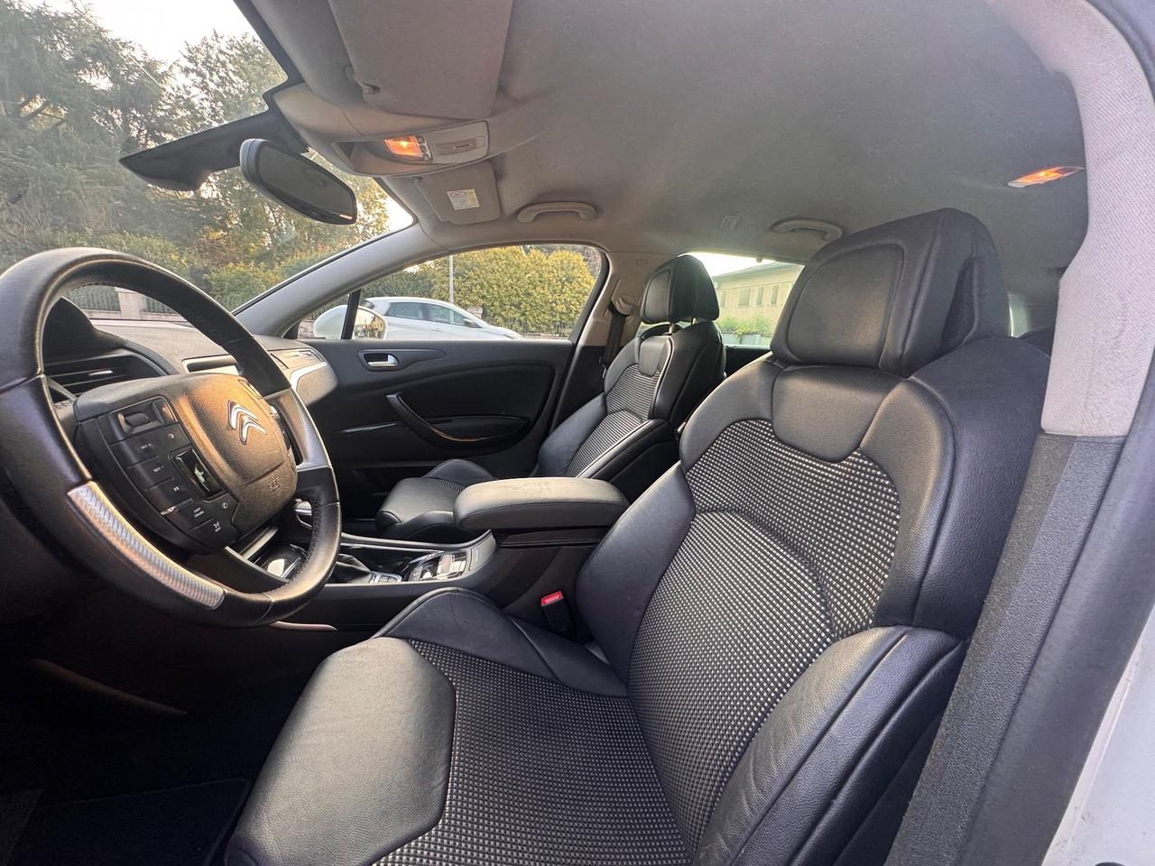 Citroen C5 BlueHDi 180 EAT6 S&S Hydractive Business Tourer