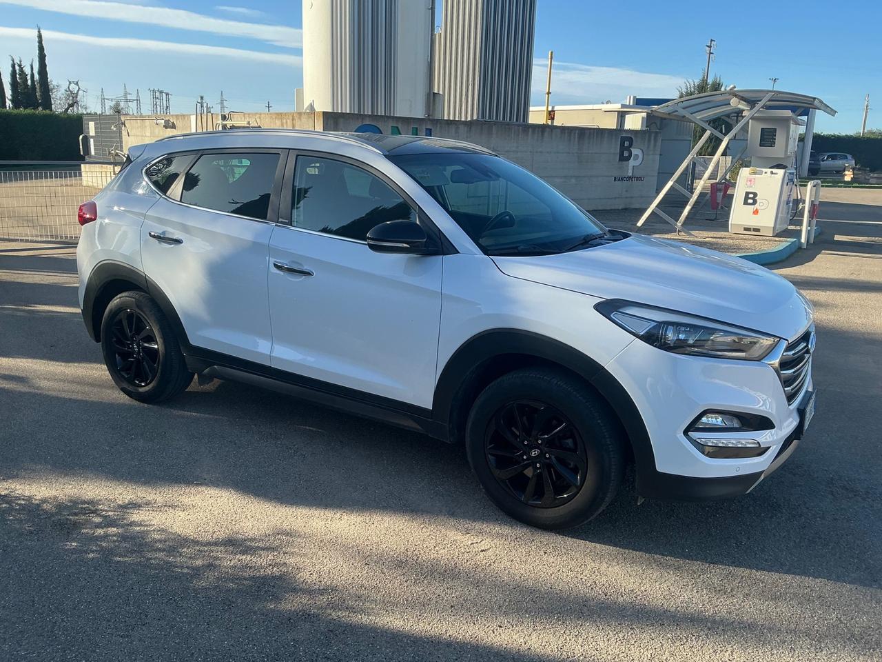 HYUNDAI TUCSON 1.7 CRDI XPOSSIBLE-3/2017