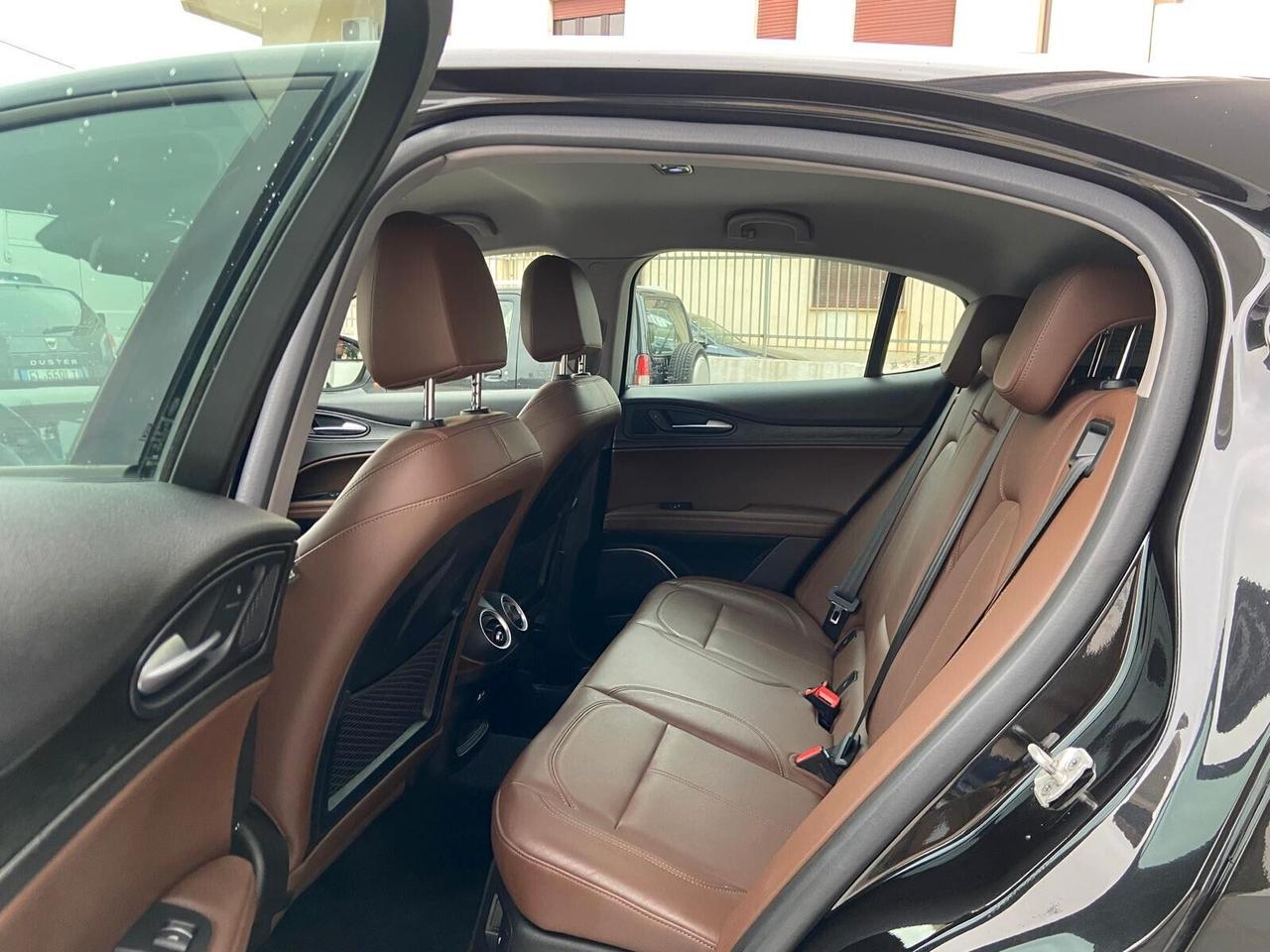 Alfa Romeo Stelvio 2.2 Turbodiesel 190 CV AT8 Q4 Executive