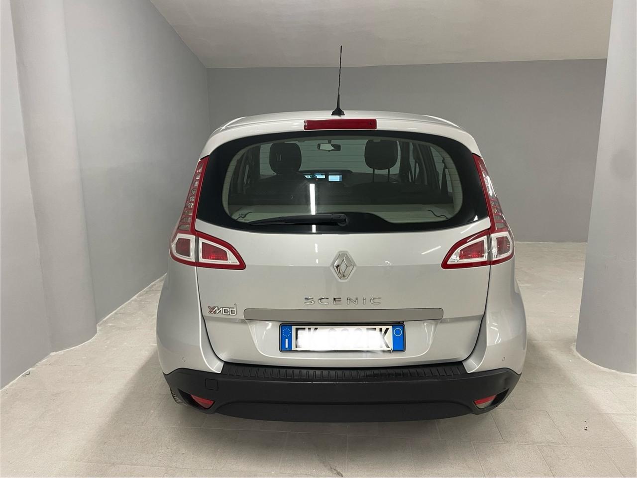 Renault Scenic Scénic 1.6 GPL Attractive Navi