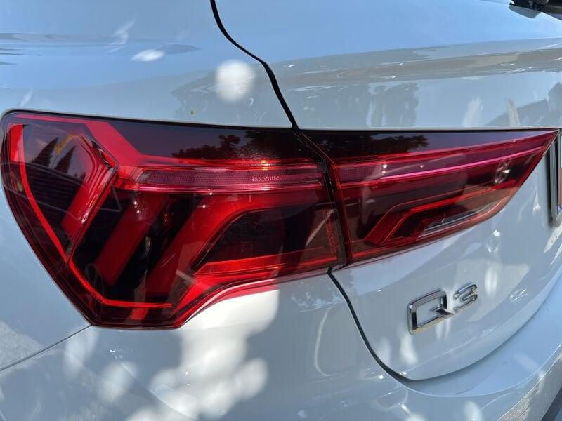Audi Q3 SPORTBACK 45 BUSINESS PLUS TFSI E S TRONIC