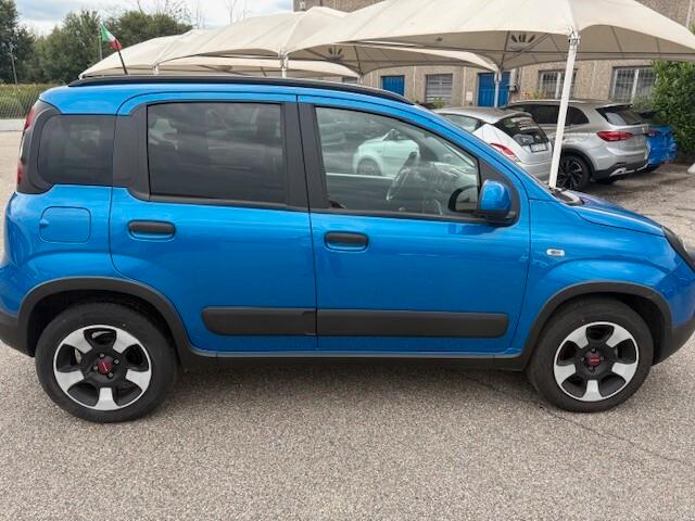 Fiat Panda Cross 1.0 FireFly S&S Hybrid