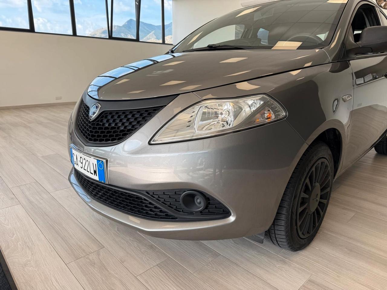 Lancia Ypsilon 1.2 GPL Ecochic Gold 69 CV 5 porte