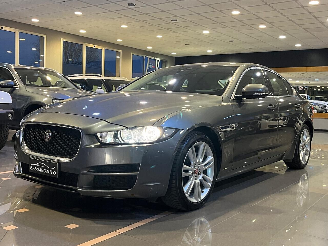 Jaguar XE 2.0d Prestige 180cv auto 88.000 KM!!!