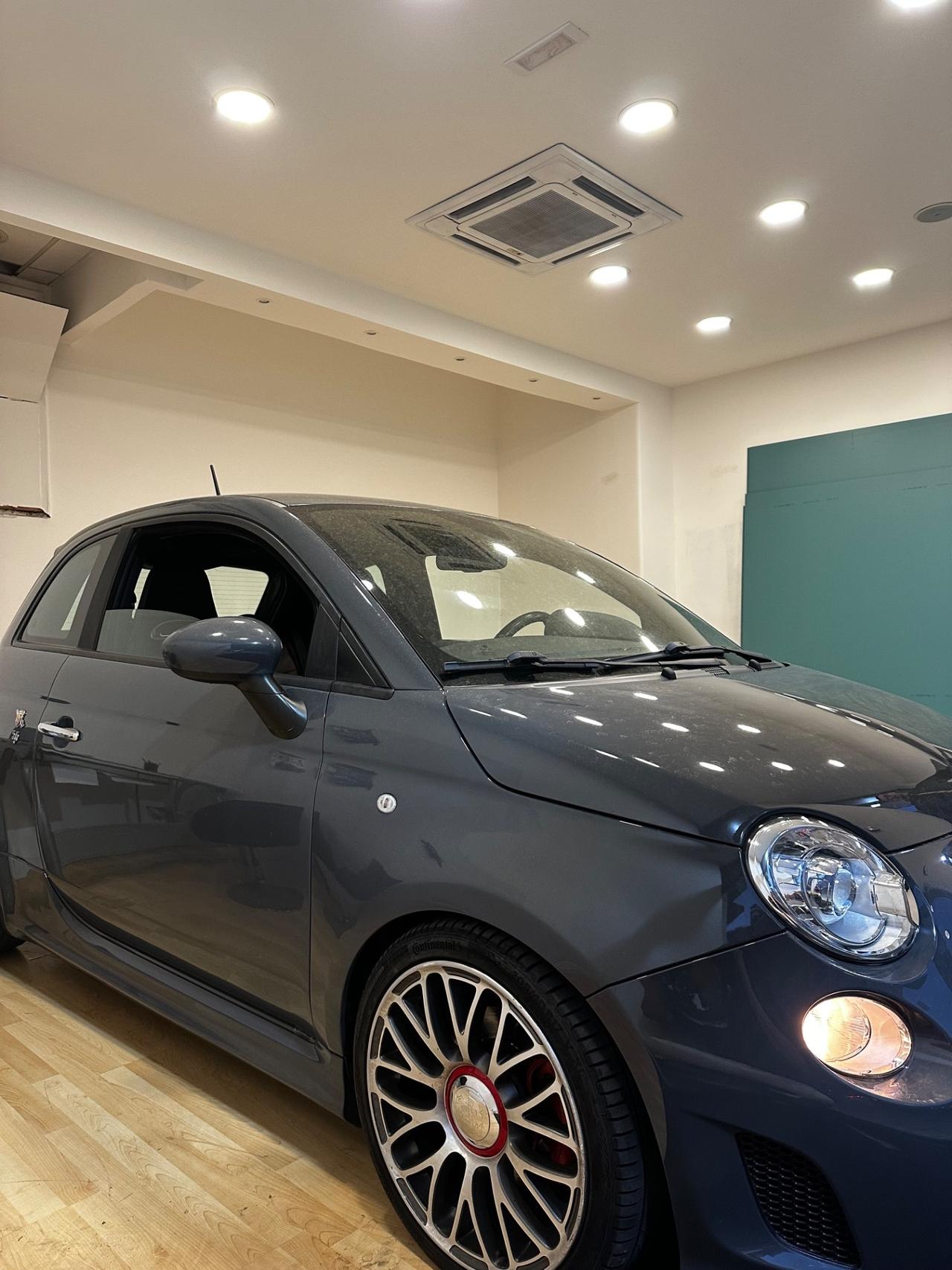 Abarth 500 1.4 Turbo T-Jet Custom