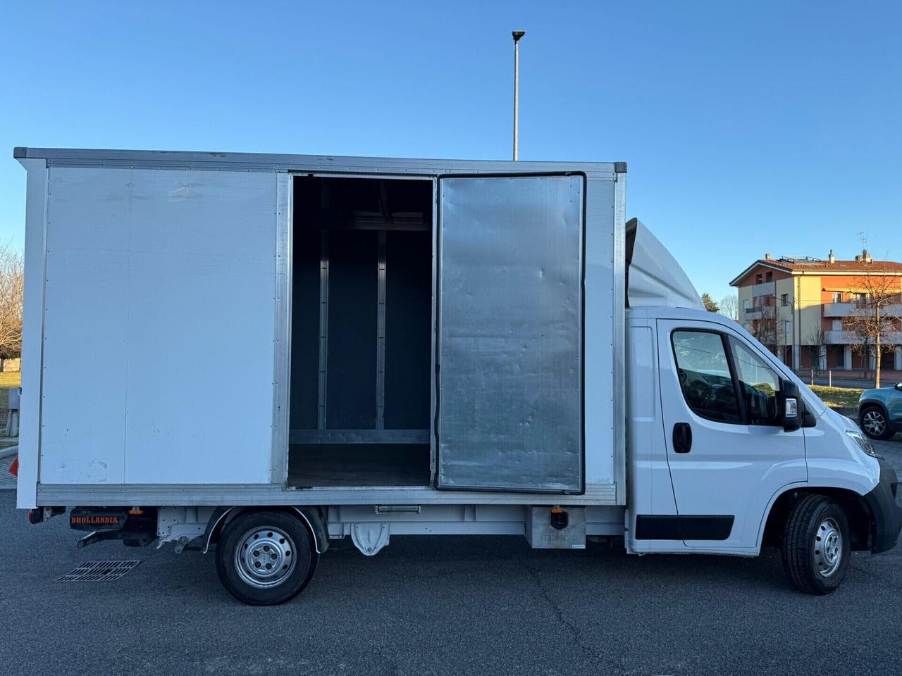 Peugeot Boxer 335 2.2 BlueHDi 140 S&S PL SPONDA