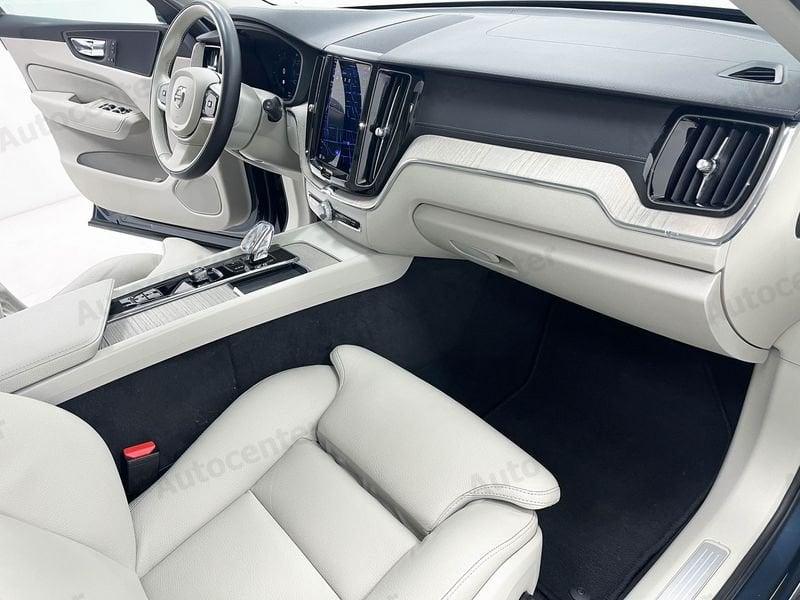 Volvo XC60 XC60 B4 (d) TRAZ. ANT AUT INSCRIPTION